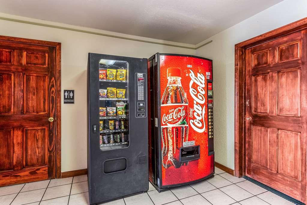 Rodeway Inn Santa Rosa Amenities foto