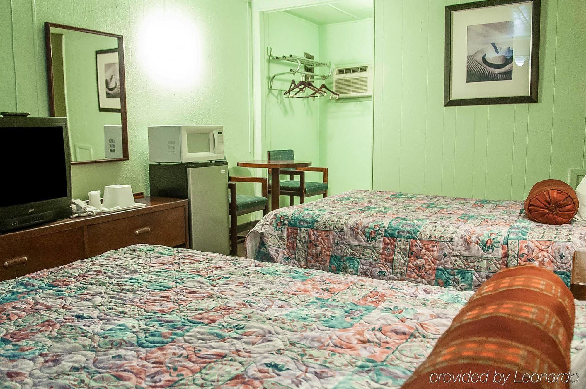 Rodeway Inn Santa Rosa Esterno foto