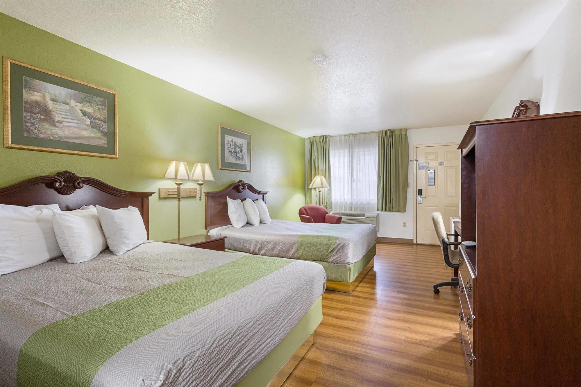 Rodeway Inn Santa Rosa Esterno foto
