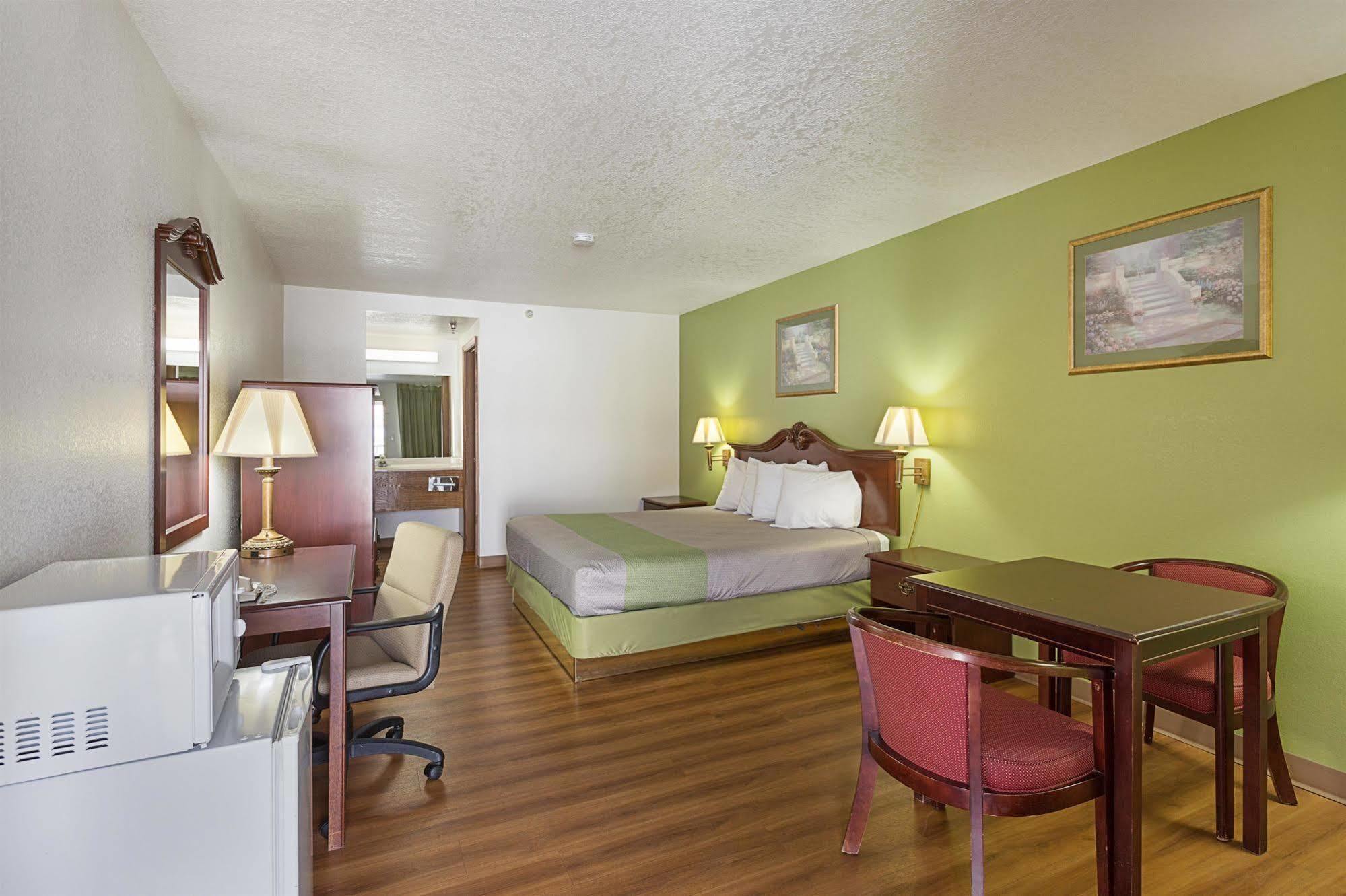 Rodeway Inn Santa Rosa Esterno foto